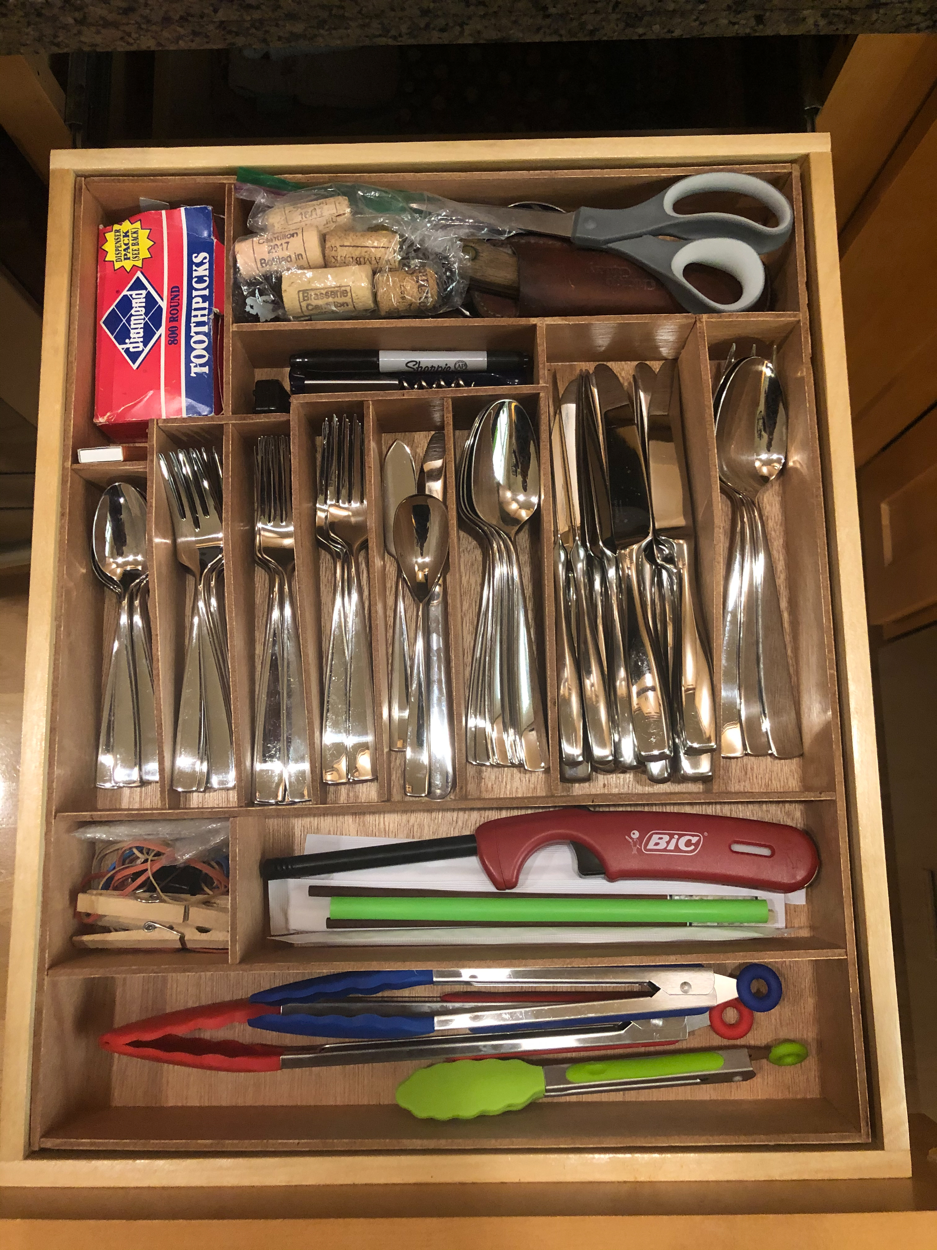 Drawer organizer